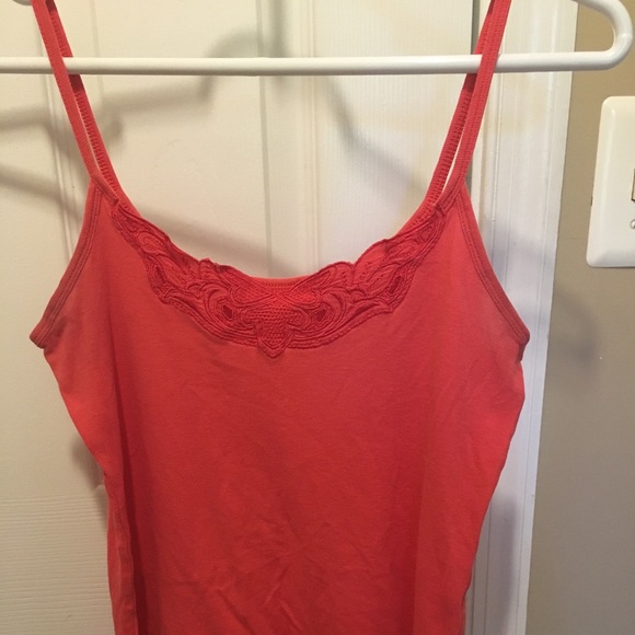 Gap tank top - Picture 1 of 5